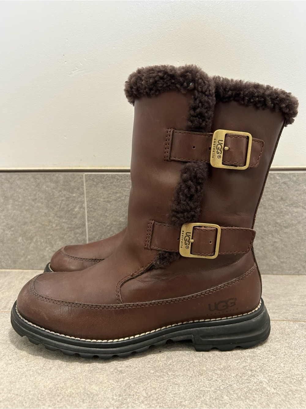 Ugg brown leather shearling lined double mid calf boots women’s size 5